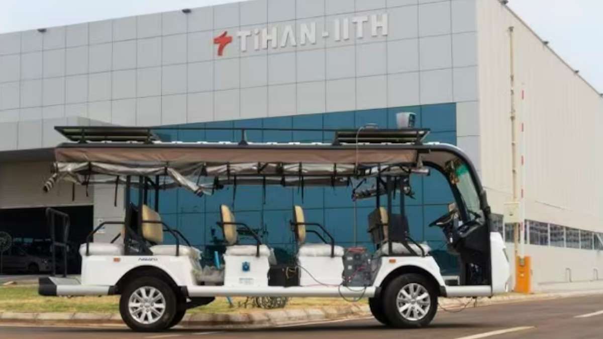 IIT Hyderabad’s TiHAN: Pioneering India’s Autonomous Future with Self-Driving Buses
